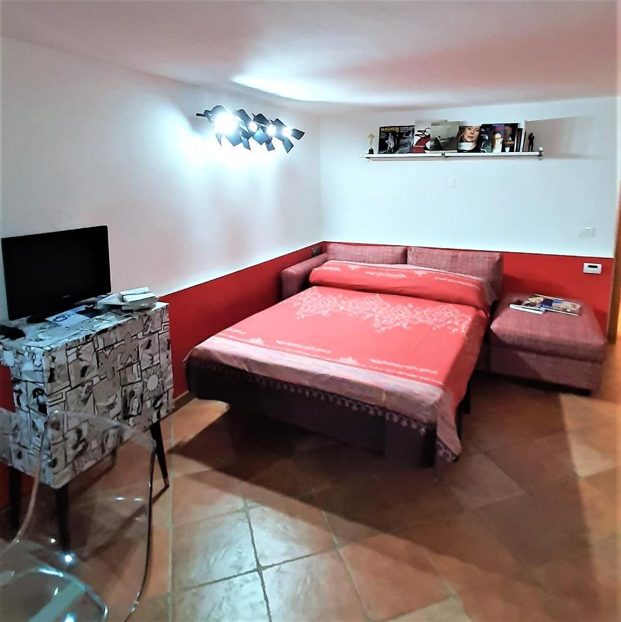 Movie Star Apartment With Garden Флоренція Екстер'єр фото