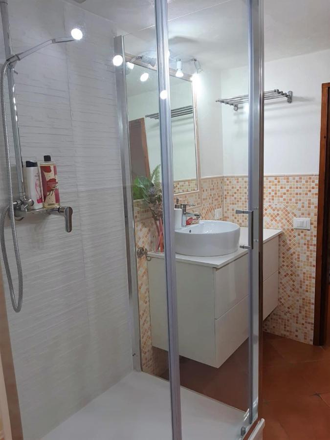 Movie Star Apartment With Garden Флоренція Екстер'єр фото